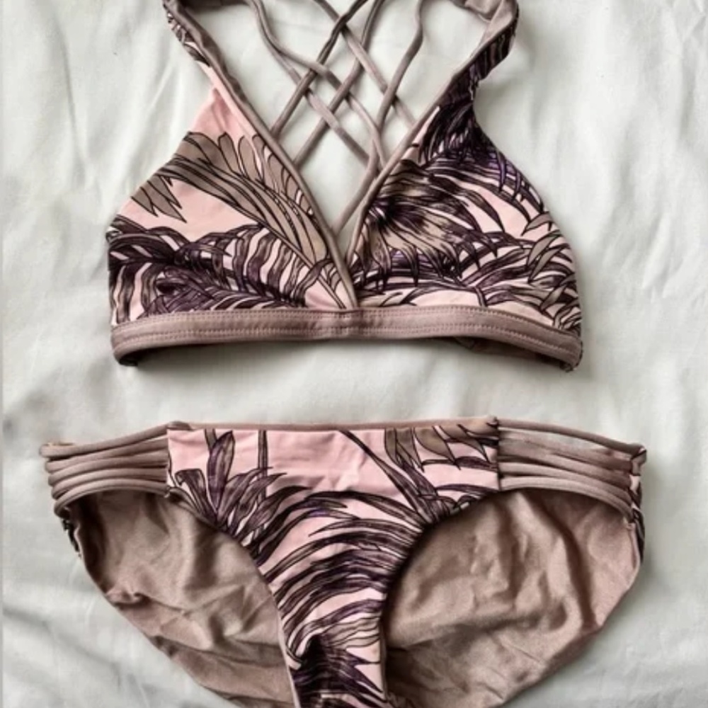 Women's Balneaire reverse bikini set